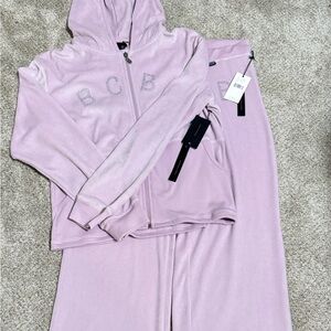Vtg Y2K BCBG Rhinestone Light Violet Purple Velour Tracksuit